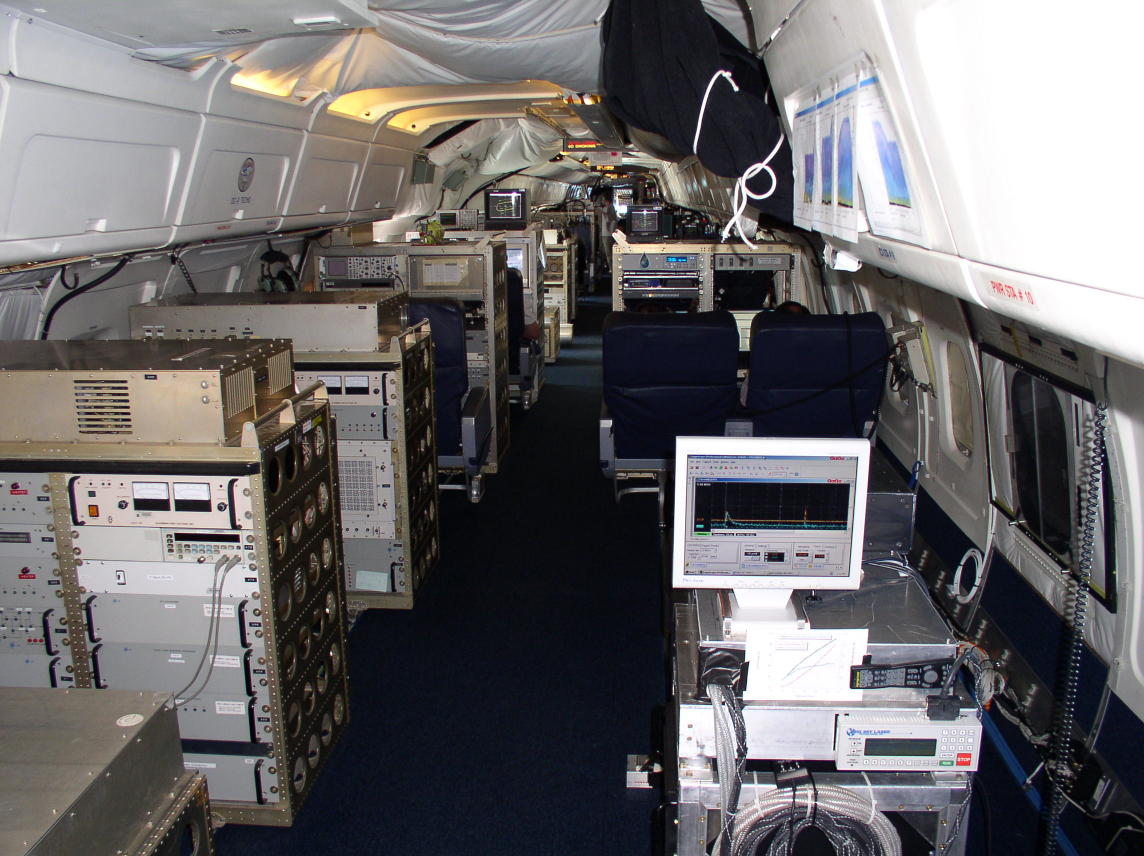 DC-8 cabin instruments